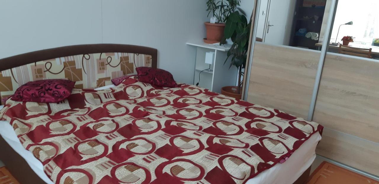 Apartman Yvet Sucany Εξωτερικό φωτογραφία