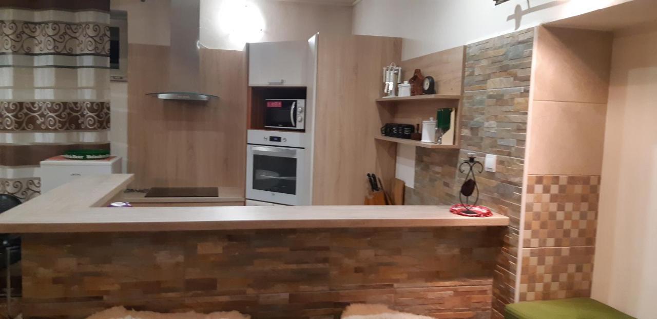 Apartman Yvet Sucany Εξωτερικό φωτογραφία