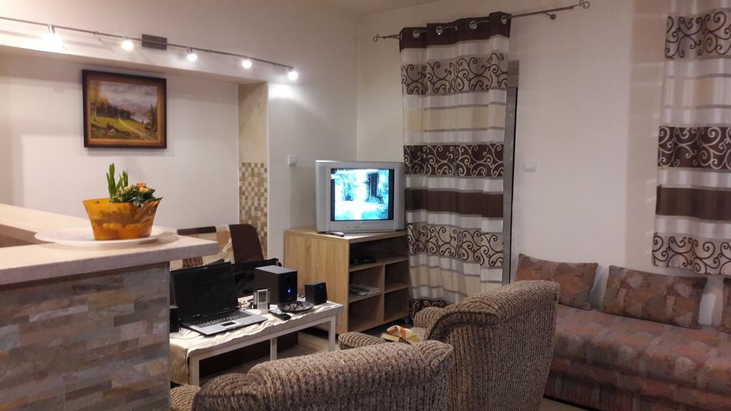 Apartman Yvet Sucany Εξωτερικό φωτογραφία