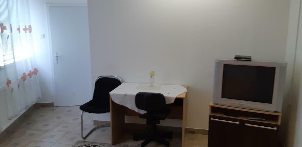Apartman Yvet Sucany Εξωτερικό φωτογραφία